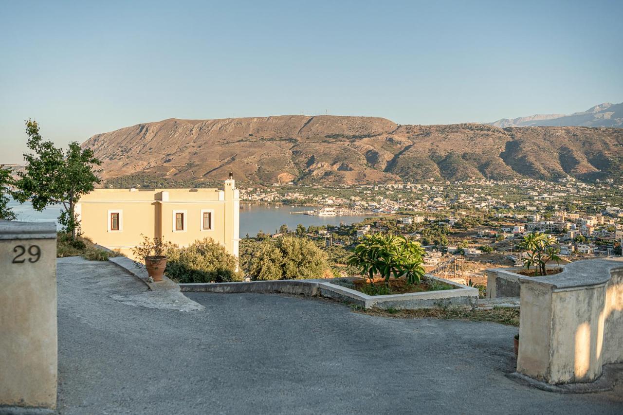 Mondethea Vantage Point Home ハニア エクステリア 写真